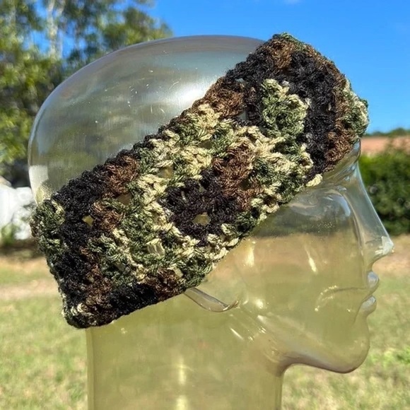 New hand crafted camo headband / camouflage headband - Picture 1 of 8